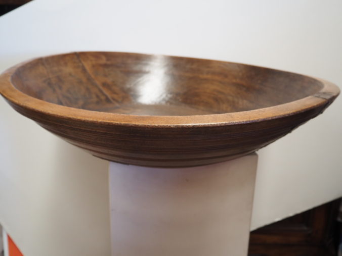 Fabulous Ottoman period turned wooden food bowl