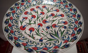 Hand painted Turkish Iznik style plate of a Floral pattern