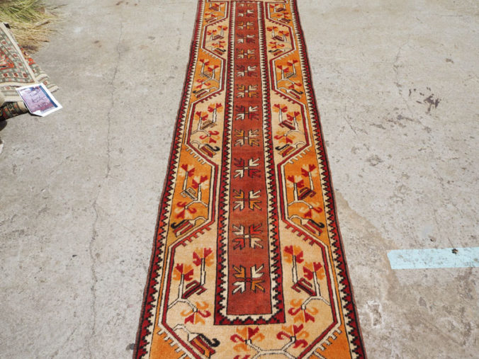 Double knotted hand made wool on wool Turkish carpet from Milas, approximately 50 years old
