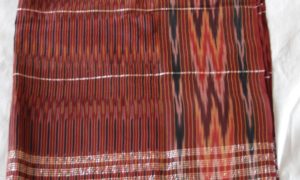 F151 Vintage Syrian Silk Hand Woven