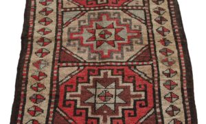 T723 Small Hand Knotted Rug from Kars, Turkey 0.97 x 0.74