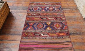 T1230 Persian Nomadic Besik Kilim from Eger region 1.00 x 1.66m